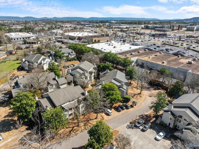 1039 Stones Throw Drive NW 5, Huntsville, AL 35806