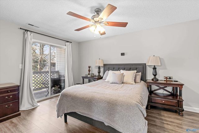 1039 Stones Throw Drive NW 5, Huntsville, AL 35806