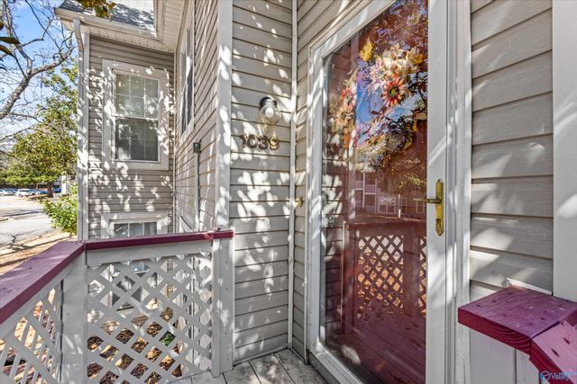 1039 Stones Throw Drive NW 5, Huntsville, AL 35806