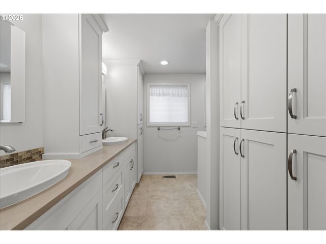 14917 Se 35TH St, Vancouver, WA 98683