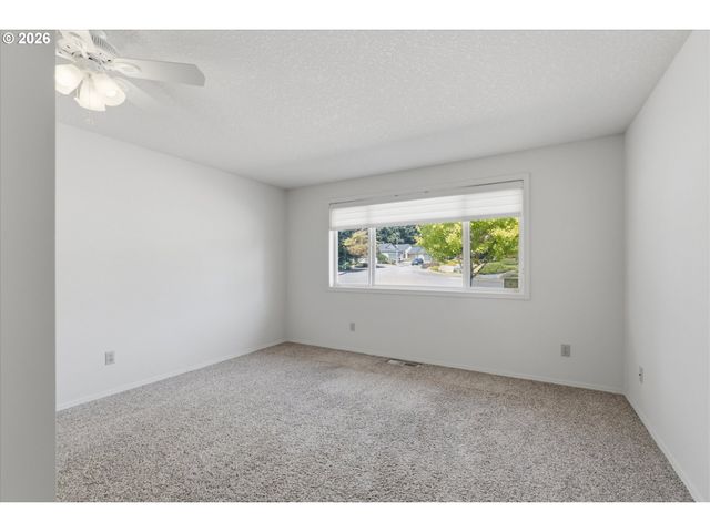 14917 Se 35TH St, Vancouver, WA 98683