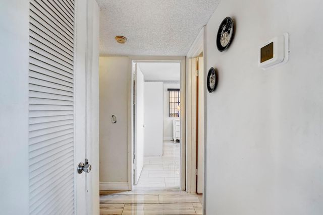 2615 NE 1st Court 204, Boynton Beach, FL 33435