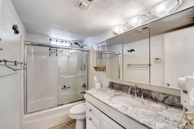 2615 NE 1st Court 204, Boynton Beach, FL 33435