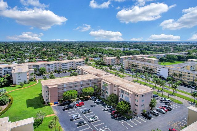 2615 NE 1st Court 204, Boynton Beach, FL 33435