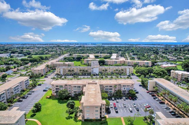 2615 NE 1st Court 204, Boynton Beach, FL 33435