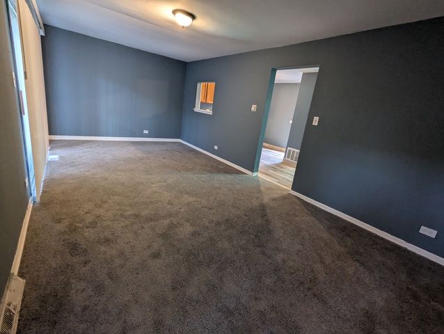 11530 S RACINE Avenue, Chicago, IL 60643