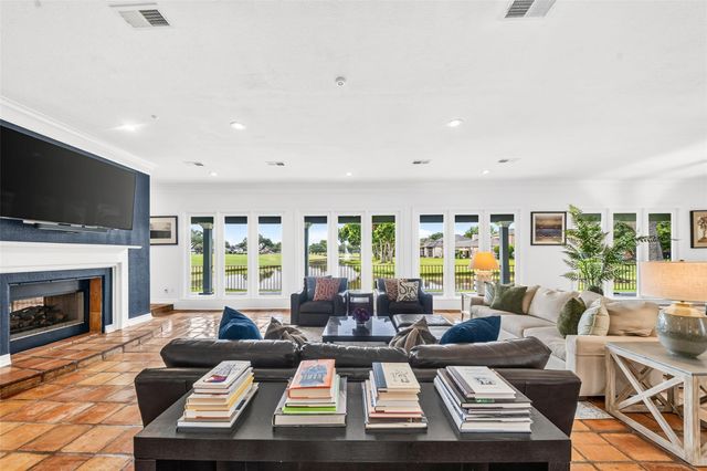1534 David Searles Boulevard, Sugar Land, TX 77478