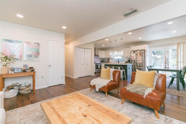 1612 BERKSHIRE DRIVE, Brandon, FL 33511