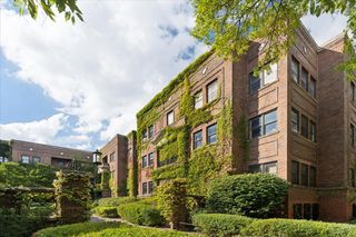 5714 S Kenwood Avenue 1, Chicago, IL 60637
