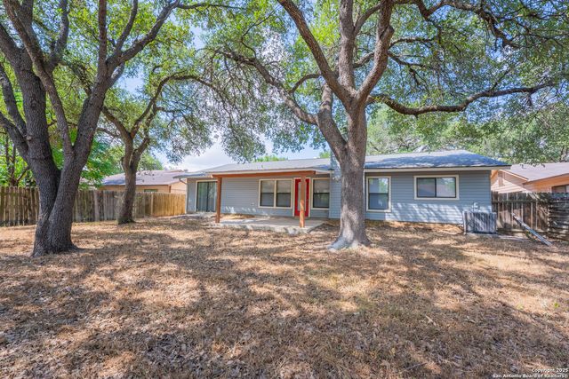 9726 Cylburn, Converse, TX 78109