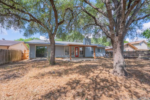 9726 Cylburn, Converse, TX 78109