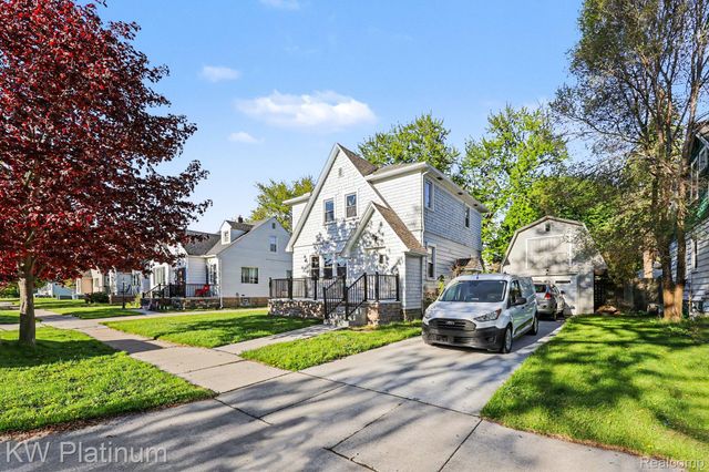 1418 21st Street, Port Huron, MI 48060