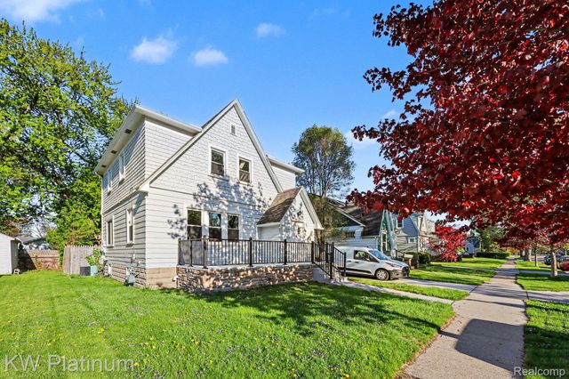 1418 21st Street, Port Huron, MI 48060