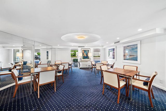 100 Sunrise Avenue 404, Palm Beach, FL 33480