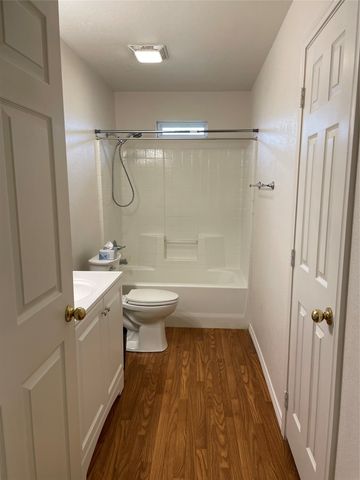 3204 Highview Court, Granbury, TX 76049