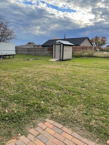3204 Highview Court, Granbury, TX 76049