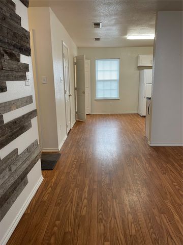 3204 Highview Court, Granbury, TX 76049