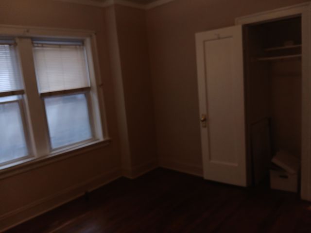 7840 S Essex Avenue, Chicago, IL 60649