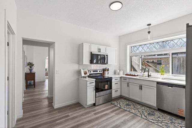 1181 Raymond Avenue, Saint Paul, MN 55108