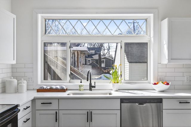 1181 Raymond Avenue, Saint Paul, MN 55108