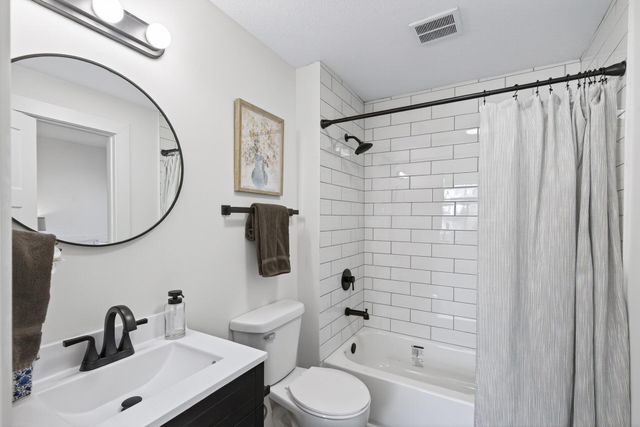 1181 Raymond Avenue, Saint Paul, MN 55108