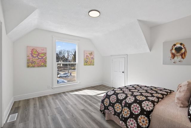 1181 Raymond Avenue, Saint Paul, MN 55108