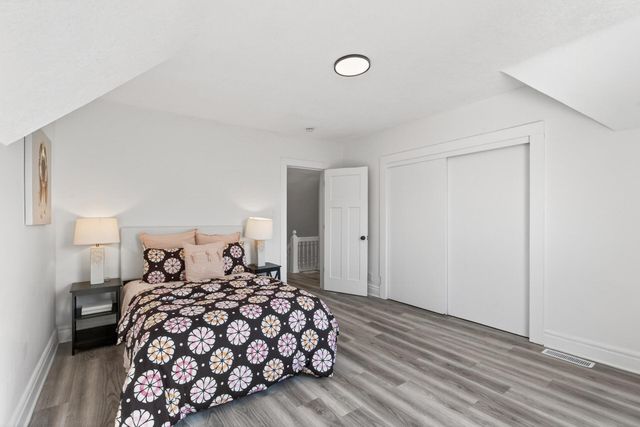 1181 Raymond Avenue, Saint Paul, MN 55108