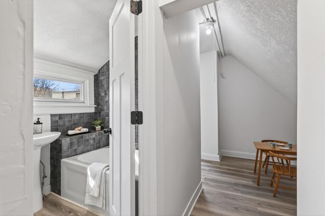 1181 Raymond Avenue, Saint Paul, MN 55108