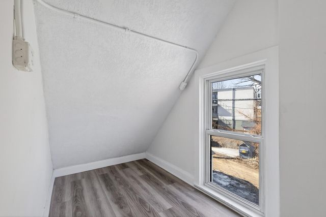 1181 Raymond Avenue, Saint Paul, MN 55108