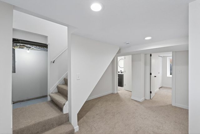 1181 Raymond Avenue, Saint Paul, MN 55108