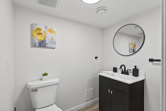 1181 Raymond Avenue, Saint Paul, MN 55108