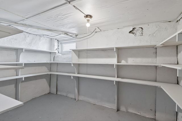 1181 Raymond Avenue, Saint Paul, MN 55108