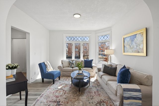 1181 Raymond Avenue, Saint Paul, MN 55108