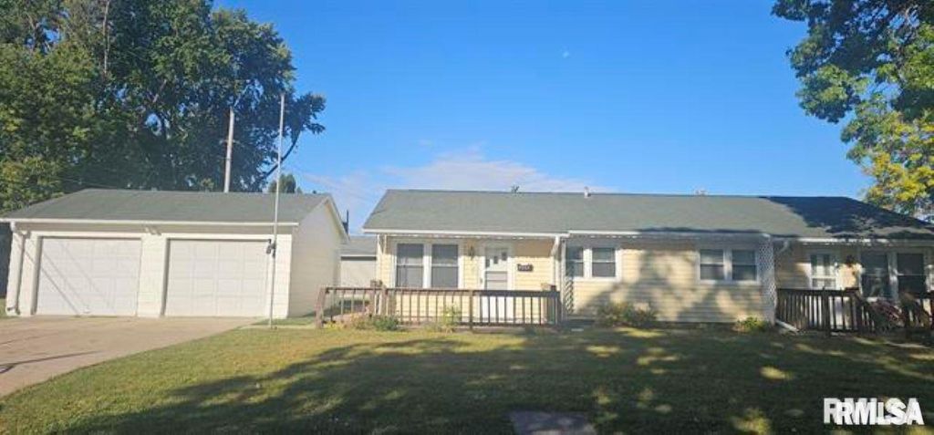 3343 5TH Street, East Moline, IL 61244