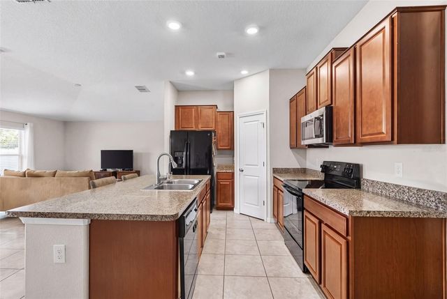 10421 CARLOWAY HILLS DRIVE, Wimauma, FL 33598