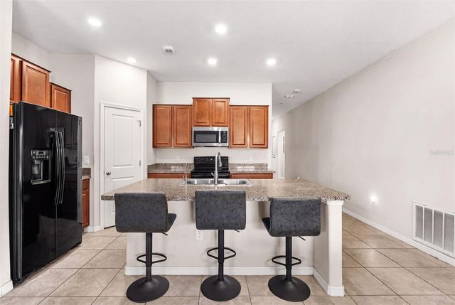 10421 CARLOWAY HILLS DRIVE, Wimauma, FL 33598