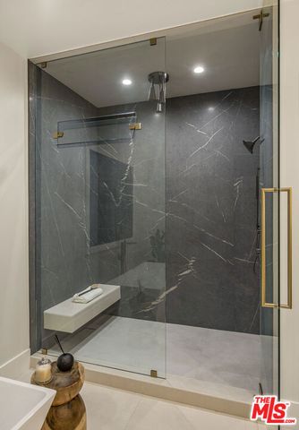 17341 W Amina Place, Encino, CA 91316