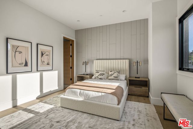 17341 W Amina Place, Encino, CA 91316