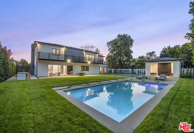 17341 W Amina Place, Encino, CA 91316