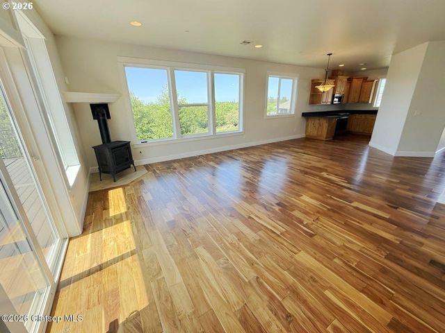2133 MIDDLE FORK Cir, Seaside, OR 97138
