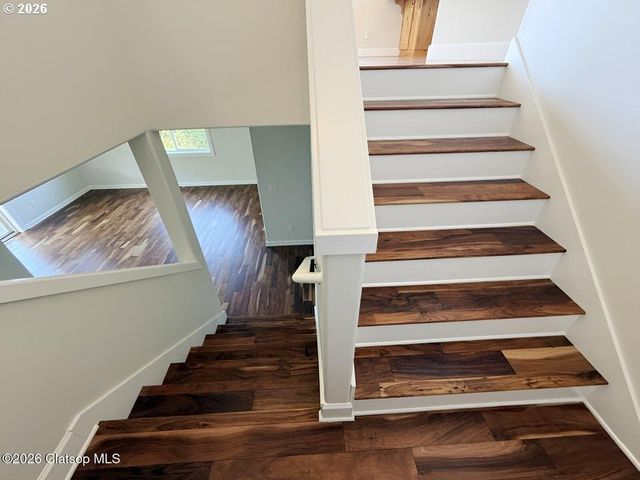 2133 MIDDLE FORK Cir, Seaside, OR 97138