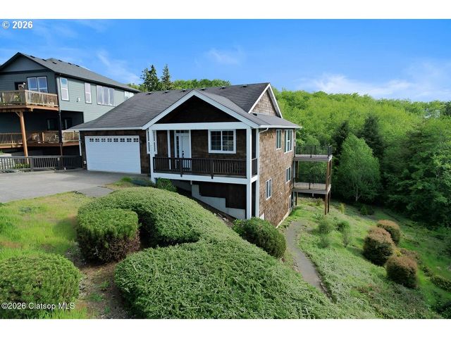 2133 MIDDLE FORK Cir, Seaside, OR 97138