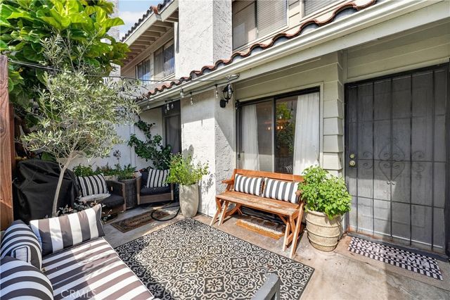 7322 Bright Avenue C, Whittier, CA 90602