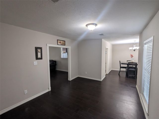 4018 Rosewin Circle, Houston, TX 77047