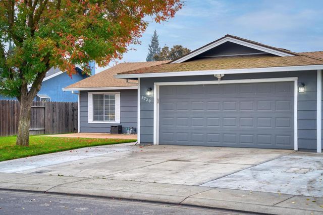 2720 Chickaree Ln, Modesto, CA 95358