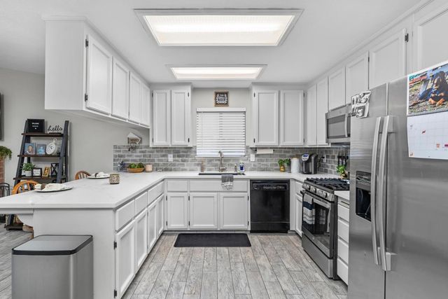 2720 Chickaree Ln, Modesto, CA 95358