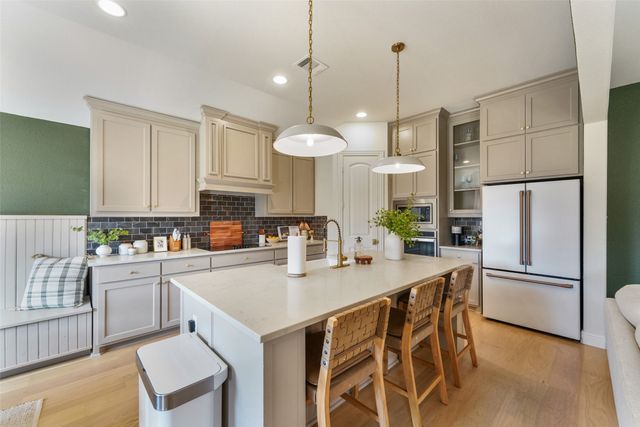 532 Windrow Lane, Waxahachie, TX 75165