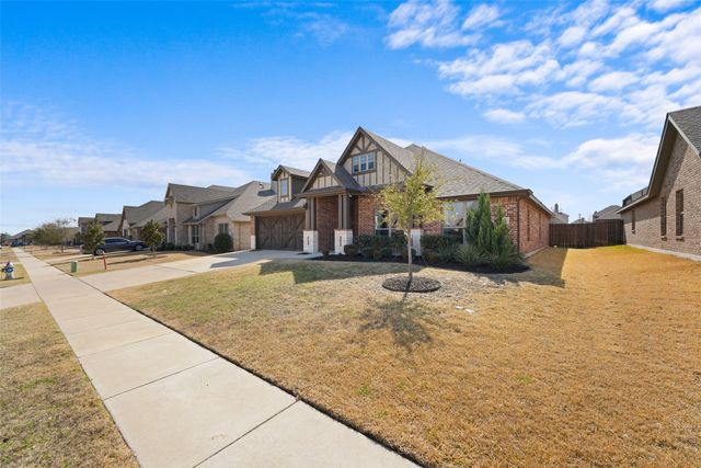 532 Windrow Lane, Waxahachie, TX 75165