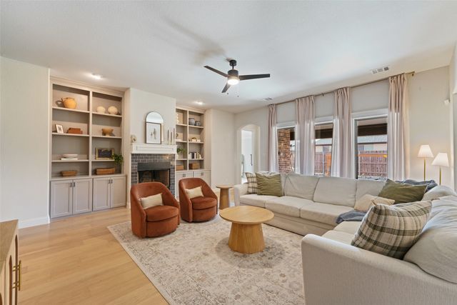 532 Windrow Lane, Waxahachie, TX 75165