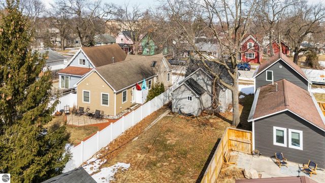 848 E State Street, Traverse City, MI 49686